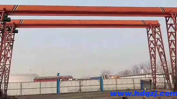 龍門(mén)吊的滲油位置如何維修？